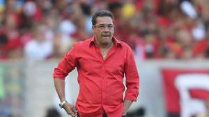 Choque-Rei à vista? Flamengo acerta saída de Vanderlei Luxemburgo