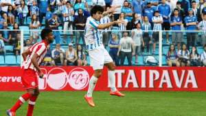 Sem agradar, Bruno Mendes é afastado e fica perto de deixar Avaí