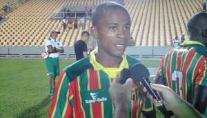 Agora é oficial! Náutico acerta com lateral Gil Mineiro, ex-Sampaio Corrêa