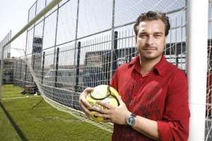 Ex-atacante de São Paulo e Santos, Jamelli se aperfeiçoa em Curso de Treinadores do Sindicato de olho no futuro