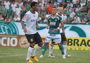 Após 11º acesso na carreira, Fernando Gaúcho aguarda propostas