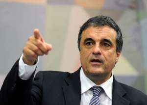 Cardozo diz que governo vai apurar qualquer ilícito em escândalo da Fifa