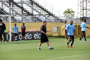 Série B: Técnico do Bragantino deixa dúvida sobre substituto de Erick
