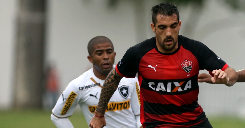 Escudero desfalca o Vitória diante do Botafogo