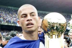 Após Palmeiras, Cruzeiro também fará jogo de despedida para Alex