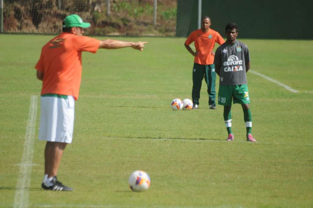 Vinícius Eutrópio espera ver a Chapecoense surpreendendo de novo