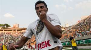 Flamengo prepara proposta por Paulinho, herói do Corinthians na Libertadores