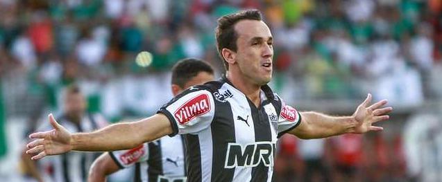 Thiago Ribeiro, com mais ritmo de jogo, marcou dois gols e teve boa atuação no Galo