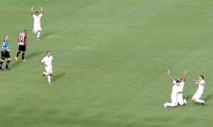 Águia 1 x 2 Vila Nova - No finalzinho, Tigre vira e se mantém no G4