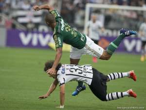 BRASILEIRÃO: Timão e Fla se afundam na crise após clássicos e dois cariocas ficam na degola