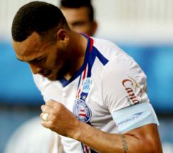 Titi comemora gol e vitória apertada e justa sobre o Paraná