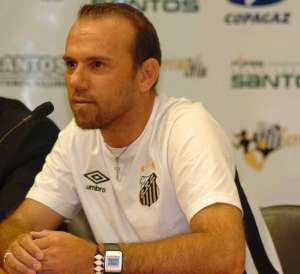 Jovens reforços do Santos já treinam no Sub-23 sob o comando de Kleiton Lima