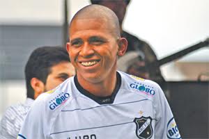 Vice-campeão estadual, Elionar Bombinha analisa novas propostas