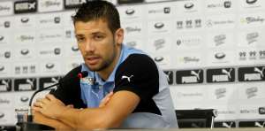 Giaretta pede 'time de operários' para Botafogo superar o Paraná