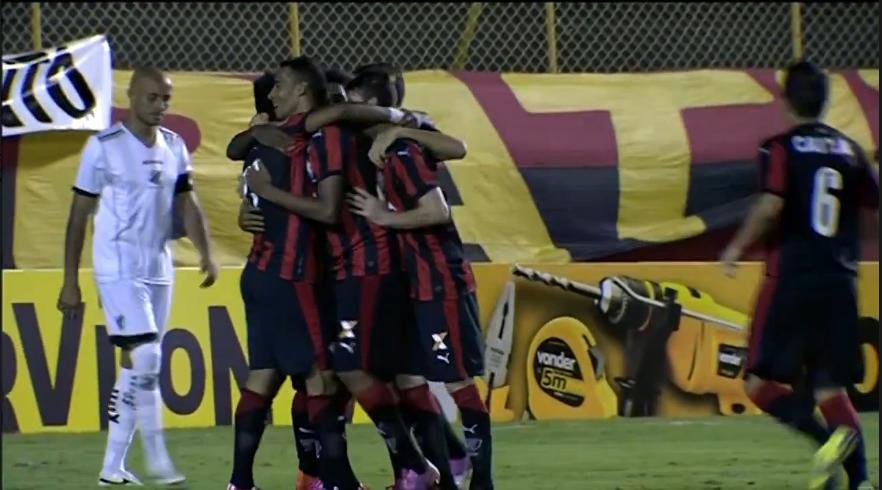 Vitória tenta se recuperar da derrota para o Botafogo