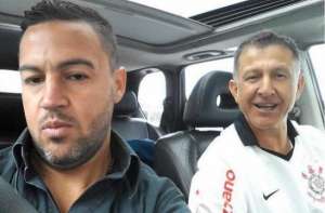 Foto de Juan Carlos Osorio, novo técnico do São Paulo, com a camisa do Corinthians, vaza na internet