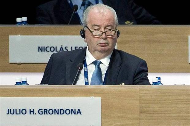 Finado argentino Julio Grondona era o tesoureiro da Fifa e foi denunciado no esquema