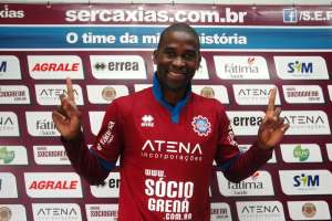 Série C: Caxias rescinde contrato com Tatu, atacante pouco utilizado por Zaluar