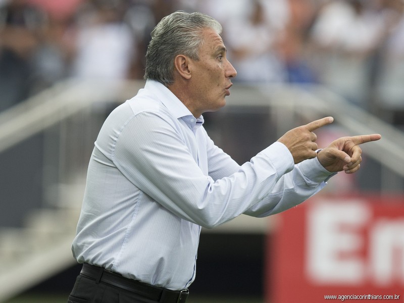 Tite escalou Cristian e Mendoza entre os titulares