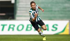 Keirrison fica próximo do Avaí