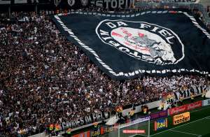 Corinthians cresce em sócio-torcedor e ultrapassa o Palmeiras