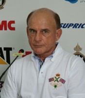 Badalado no interior, Edison Só busca uma nova oportunidade no futebol