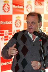 Com medo, CBF marca encontro com os clubes para tentar enfraquecer liga