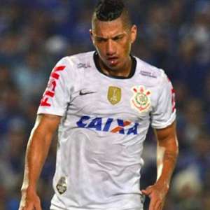 Corinthians não pretende renovar com Ralf e Danilo para 2016