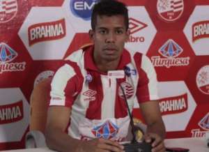 Série B: Cotado no Flamengo, atacante Douglas deve renovar com o Náutico