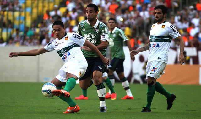 Coritiba brigou, mas saiu derrotado do Maracanã