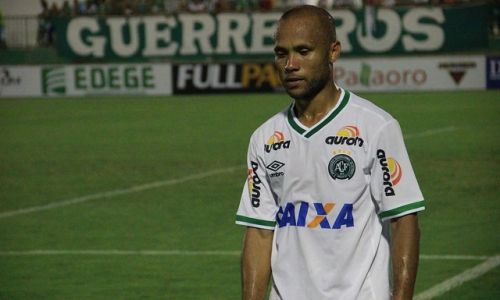 Ananias deu trabalho à zaga do Joinville 