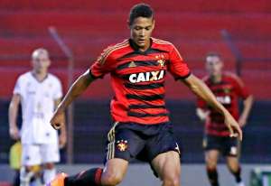 Sport confirma proposta de clube alemão por Joelinton