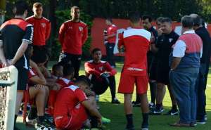 São Paulo fecha treino e Osorio não revela time da sua estreia