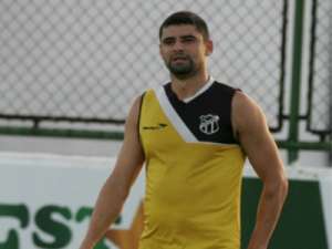 Série B: Torcida protesta e William não é relacionado no Ceará