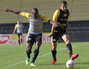 Série B: Criciúma convoca torcida se distanciar da zona de rebaixamento