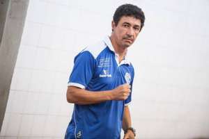 Série C: Betinho mantém trio ofensivo no Confiança para enfrentar o Águia