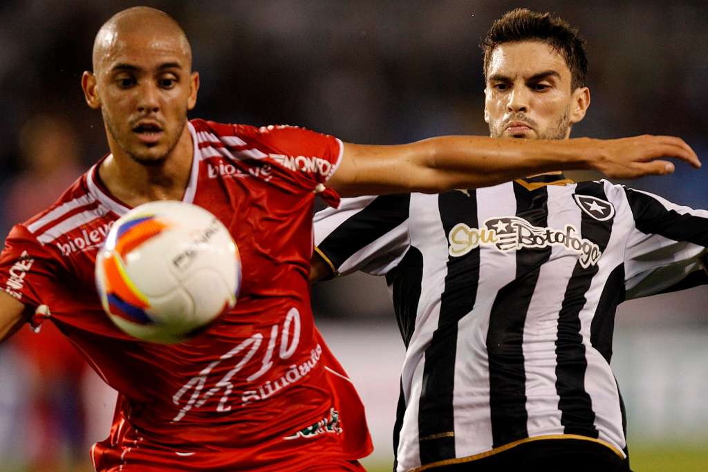 Botafogo passar com tranquilidade pelo Mogi Mirim