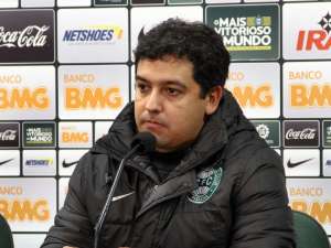 Coritiba demite Marquinhos Santos e traz Ney Franco de volta