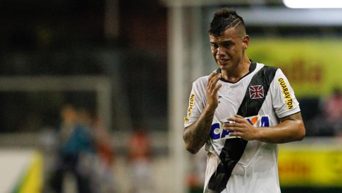 Bernardo vem passando por uma má fase no Vasco da Gama