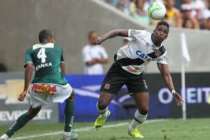 Thalles revela conversa no Vasco e admite necessidade de evolução