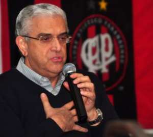 Acuada por todos os lados, a CBF cede em troca de apoio e clubes decidirão fórmulas de campeonatos