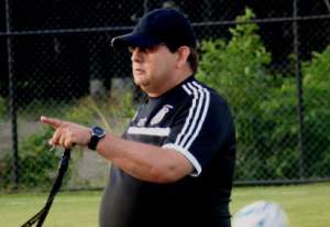 Presidente do Santos nega interesse em técnico da Ponte Preta