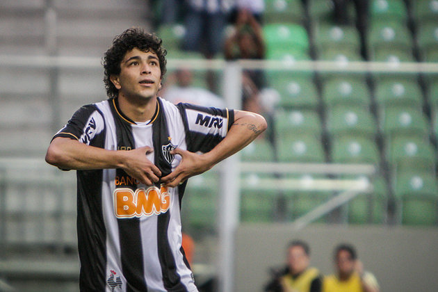 Luan sentiu dores na coxa na última segunda-feira e precisou deixar a atividade mais cedo