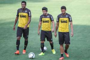 Corinthians pode contratar André, atacante baladeiro, do Atlético-MG