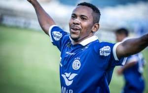 Série C: Em meio a crise, Confiança acerta retorno de Da Silva