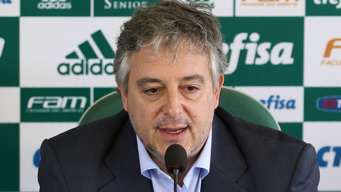 O presidente veio a público explicar os motivos da demissão de Oswaldo Oliveira. - Foto: Palmeiras.com.br
