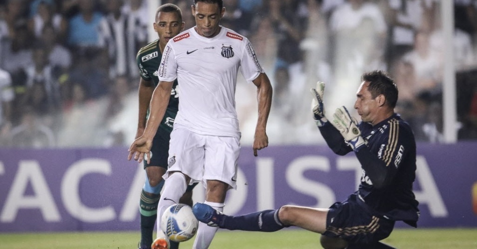 Ricardo Oliveira é esperança do Santos contra o Atlético-MG