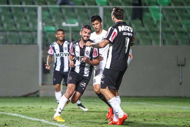 Dátolo marcou um belo gol no final do primeiro tempo