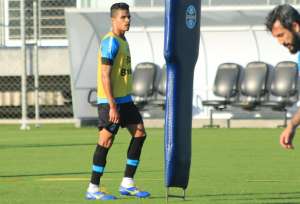 Grêmio oficializa lateral-direito Lucas Ramon, do Londrina, da Série C