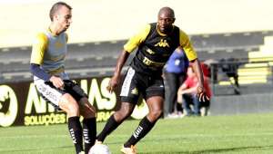 Série B: Interino chega com personalidade e promove mudanças no Criciúma